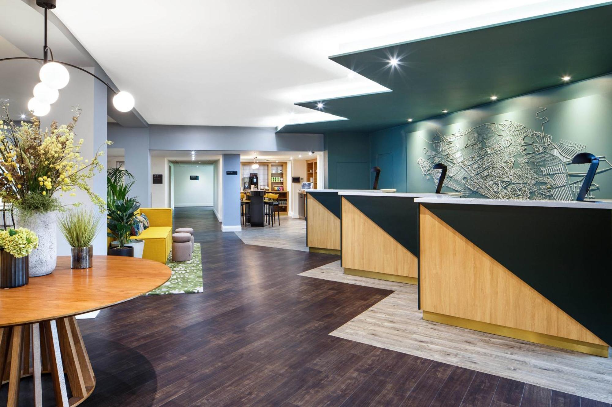 Delta Hotels By Marriott Milton Keynes Exterior photo